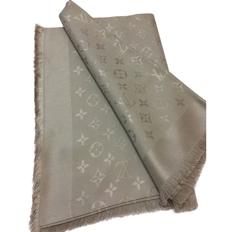 louis vuitton scarf silk wool.